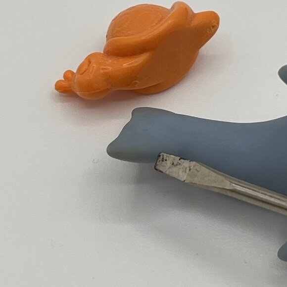 Littlest Pet Shop Sea World Dolly Dolphin On Her Dancing Waves 1995 LPS - Picture 7 of 11